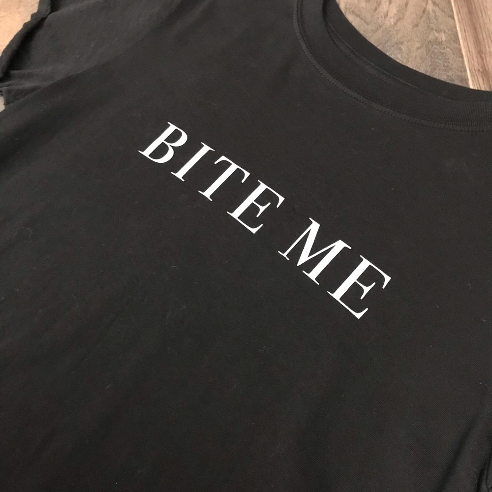 Teegrams Bite Me Minimalist Statement Fitted Tee Shirt, NWOT - Picture 8 of 11